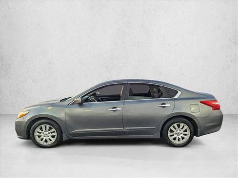 Used 2018 Nissan Altima 2.5 S w/ S Convenience Package image 9