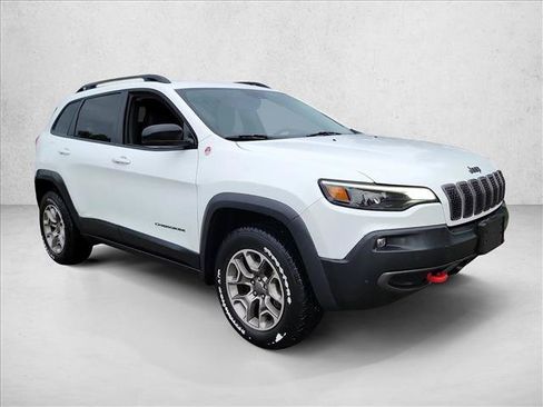Used 2022 Jeep Cherokee Trailhawk AWD/4WD image 3
