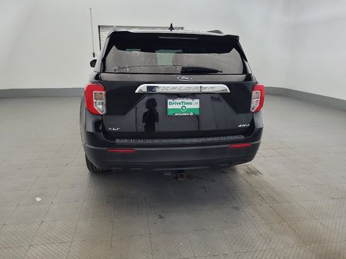 Used 2022 Ford Explorer XLT AWD/4WD image 6