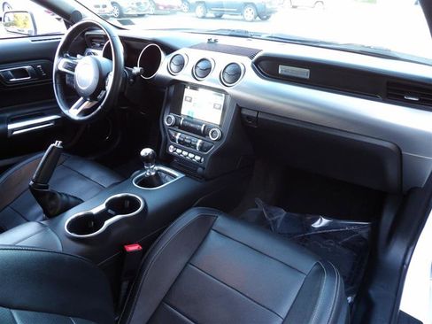 Used 2018 Ford Mustang GT Premium image 15