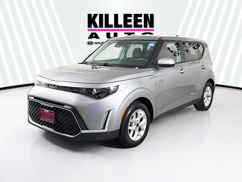 Used 2024 Kia Soul LX w/ Option Group 015 image 3