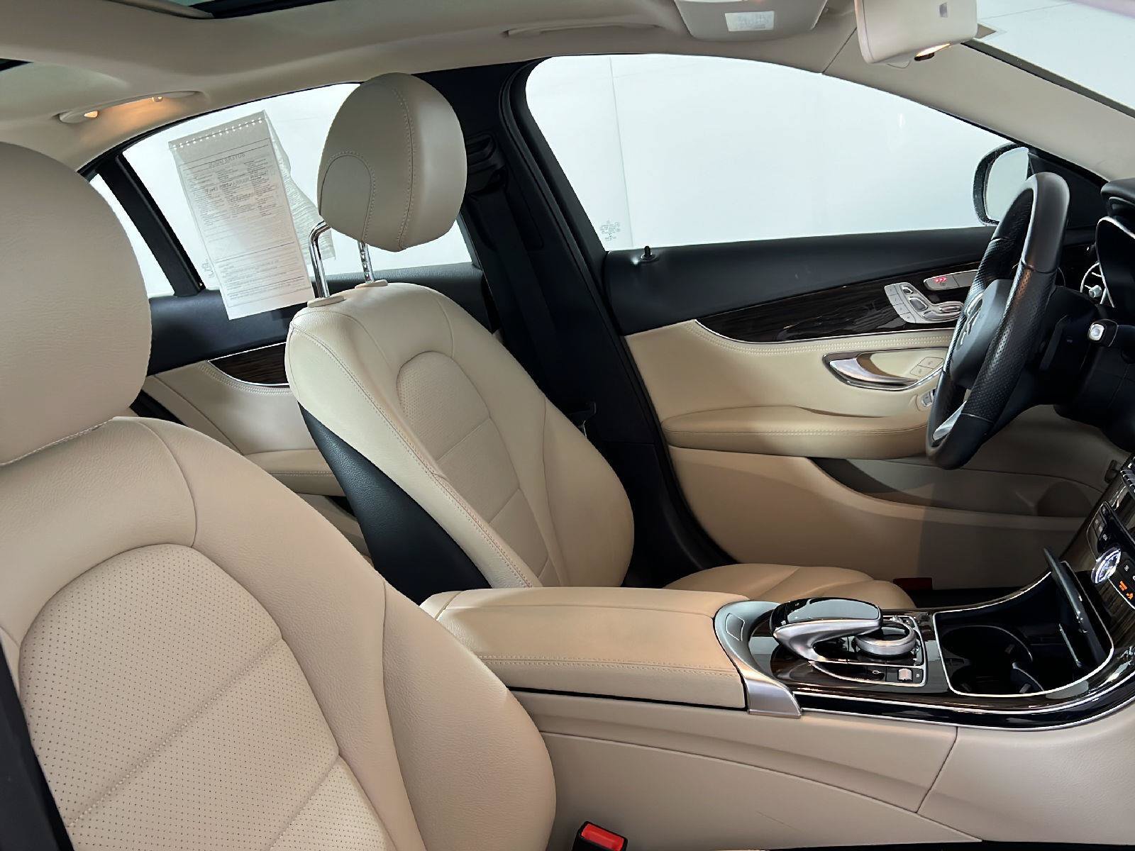 Used 2016 Mercedes-Benz C 300 4MATIC Sedan image 40