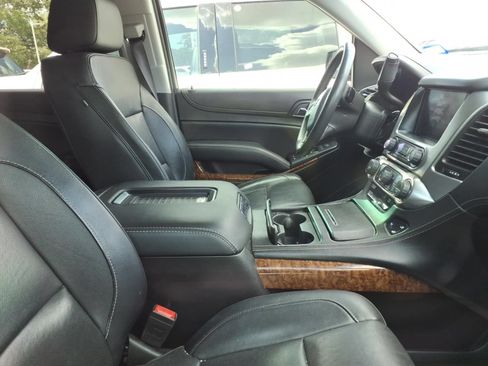 Used 2017 Chevrolet Tahoe Premier RWD image 8