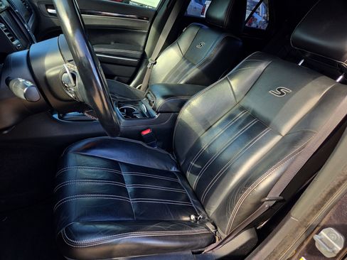 Used 2021 Chrysler 300 S RWD image 13