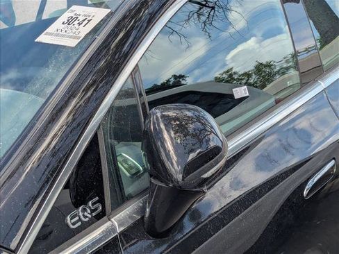 Used 2024 Mercedes-Benz EQS 580 4MATIC Sedan image 14