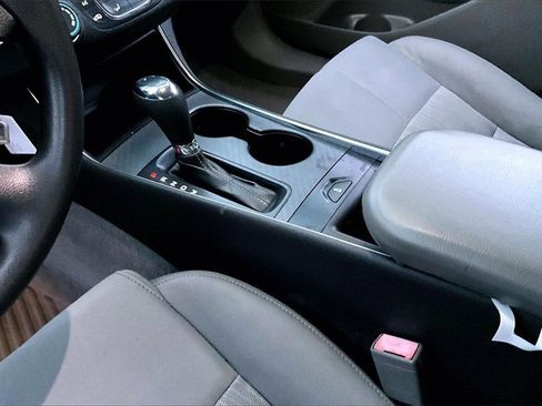 Used 2015 Chevrolet Impala LS image 12