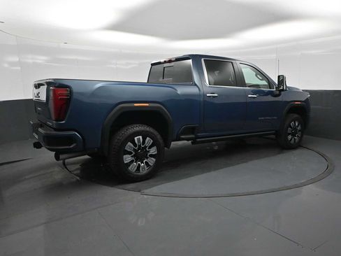 New 2026 GMC Sierra 2500 Denali w/ Denali Reserve Package image 7