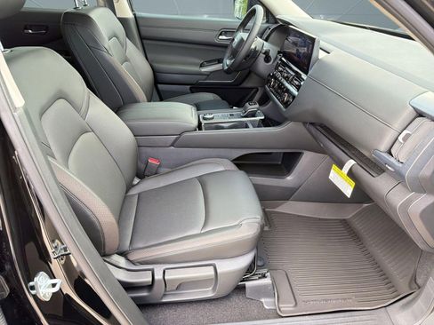 New 2026 Nissan Pathfinder SL AWD/4WD image 29