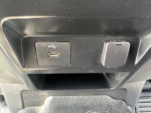 Used 2019 Ford F250 XL w/ Power Equipment Group image 26