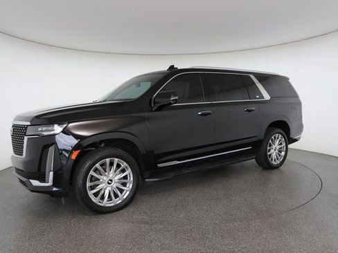 Used 2022 Cadillac Escalade ESV Premium Luxury image 3