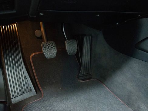 Used 2008 BMW M Roadster w/ Premium Pkg image 49