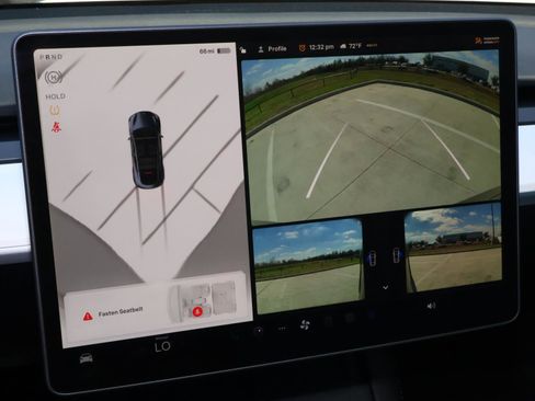 Used 2025 Tesla Model Y Performance image 25