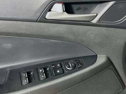 Used 2019 Hyundai Tucson Limited FWD image 10