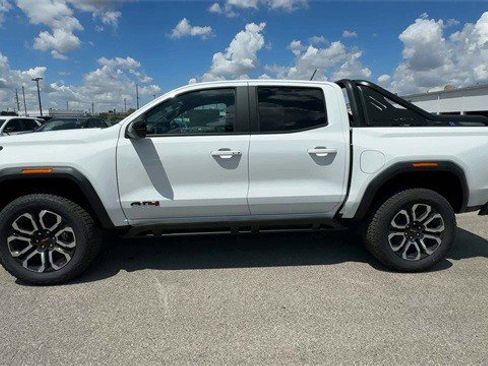 New 2025 GMC Canyon AT4 w/ Nightfall Edition image 5