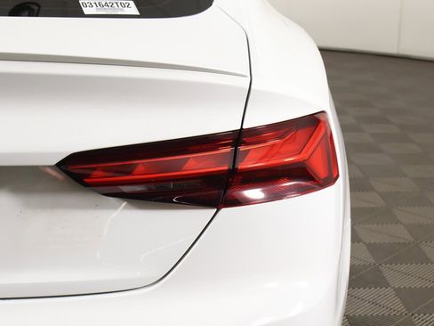 Used 2022 Audi S5 Premium image 16