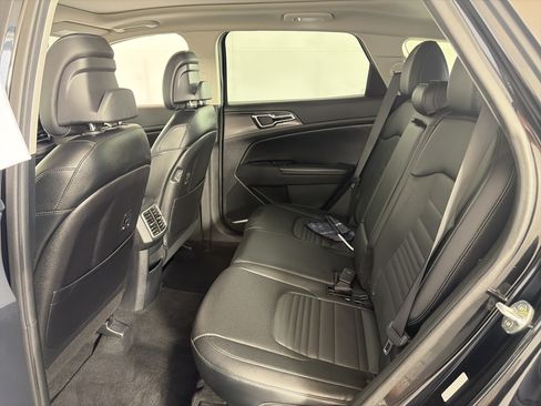 Certified 2023 Kia Sportage SX AWD/4WD image 7