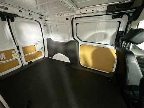 Used 2019 Ford Transit Connect XL FWD image 30
