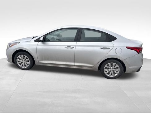 Used 2022 Hyundai Accent SE image 15