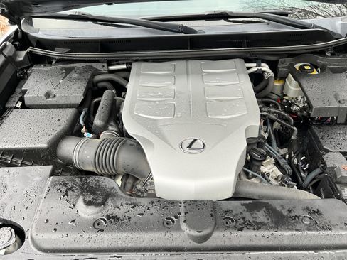 Used 2017 Lexus GX 460 Premium w/ Premium Package image 35