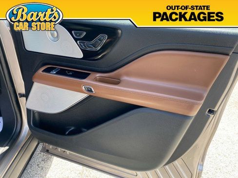 Used 2020 Lincoln Aviator Reserve w/ Equipment Group 202A AWD/4WD image 16