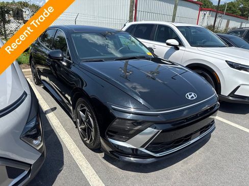 Used 2024 Hyundai Sonata SEL w/ Convenience Package FWD image 2