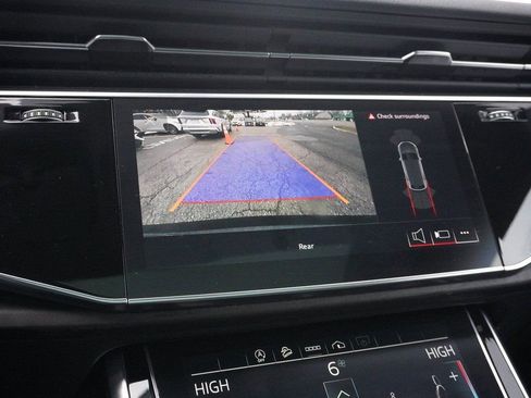 Used 2023 Audi Q8 Premium AWD/4WD image 45