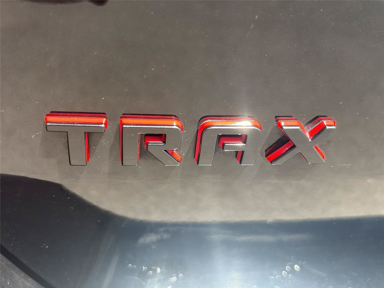 Used 2022 Chevrolet Trax LT w/ Redline Edition AWD/4WD image 25