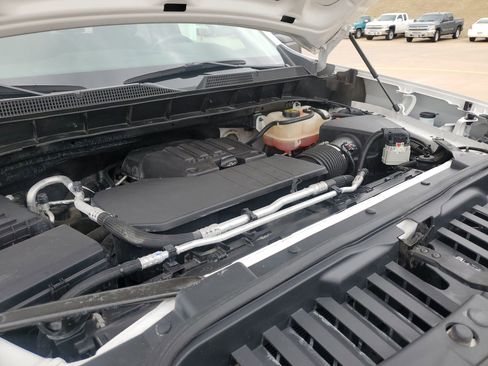 Used 2022 Chevrolet Silverado 1500 Custom w/ LPO, Dark Essentials Package AWD/4WD image 34