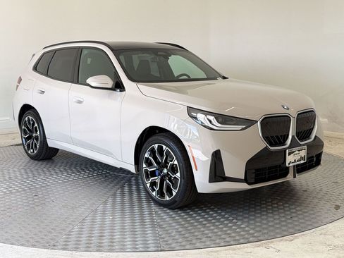 New 2026 BMW X3 xDrive30 w/ M Sport Package AWD/4WD image 7
