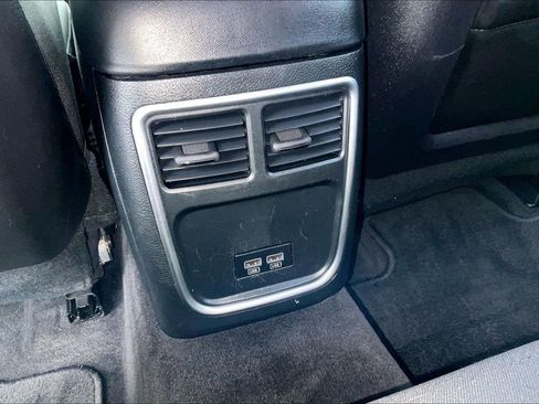 Used 2019 Dodge Charger R/T RWD image 33