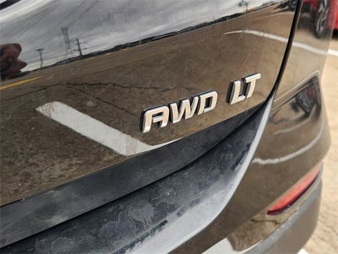 Used 2022 Chevrolet Equinox LT image 9