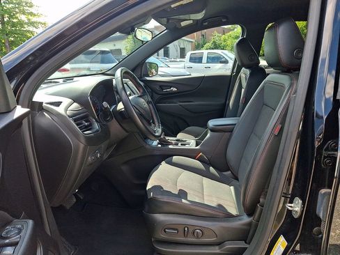 Used 2023 Chevrolet Equinox RS AWD/4WD image 13