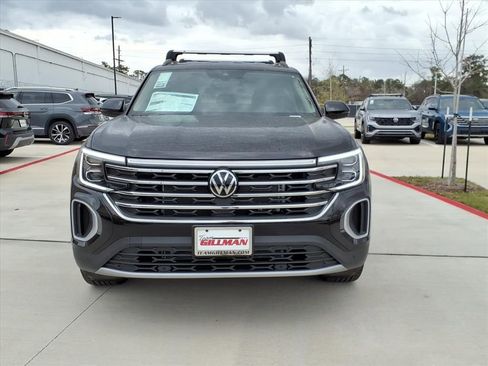 New 2026 Volkswagen Atlas SE FWD image 3