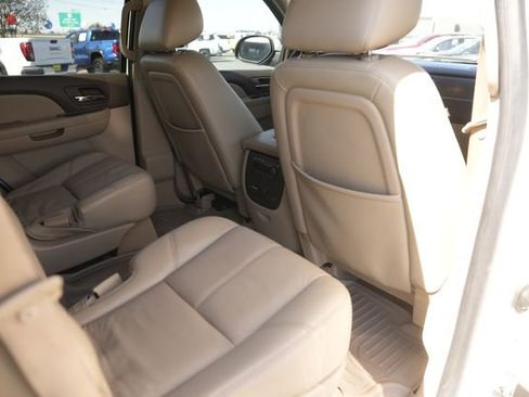 Used 2012 Chevrolet Tahoe LT image 17