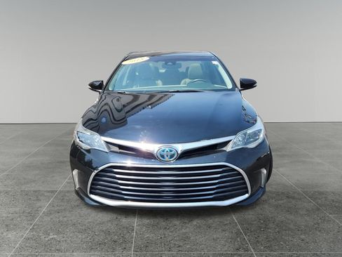 Used 2018 Toyota Avalon XLE Premium w/ Protection Package FWD image 2