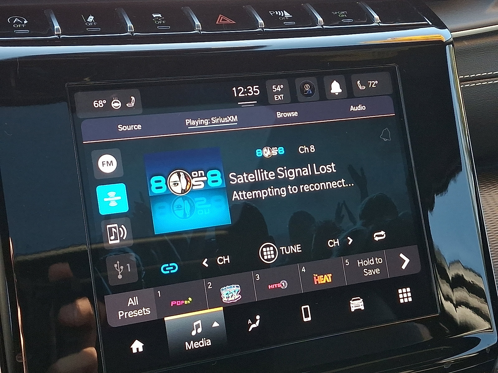 Certified 2023 Jeep Grand Cherokee Altitude AWD/4WD image 18