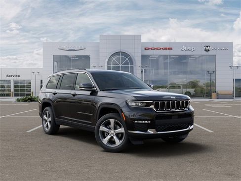 New 2025 Jeep Grand Cherokee L Limited w/ Trailer Tow Package image 5