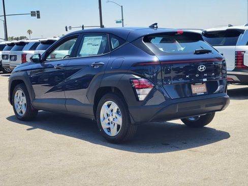New 2026 Hyundai Kona SE FWD image 3