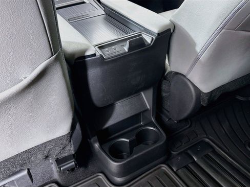 Certified 2026 Toyota Sienna XLE FWD image 38