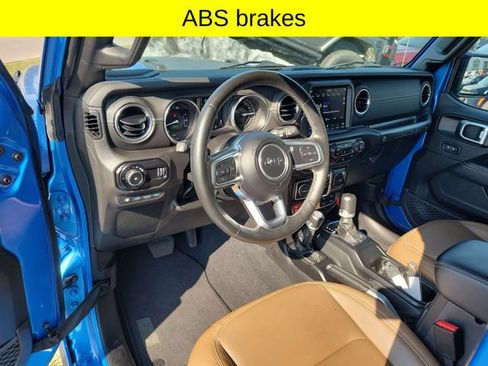 Used 2023 Jeep Wrangler Unlimited Rubicon 4xe w/ Cold Weather Group AWD/4WD image 25