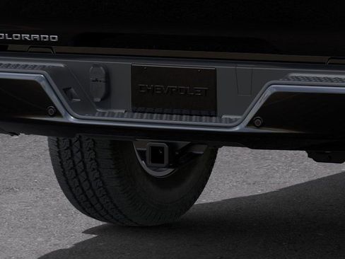 New 2025 Chevrolet Colorado LT w/ LT Convenience Package image 14