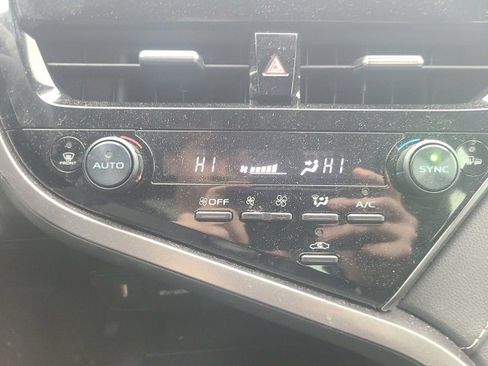 Used 2024 Toyota Camry SE image 27