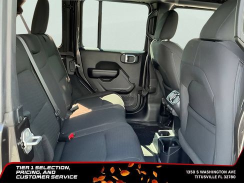 Used 2021 Jeep Wrangler Unlimited Sport AWD/4WD image 11