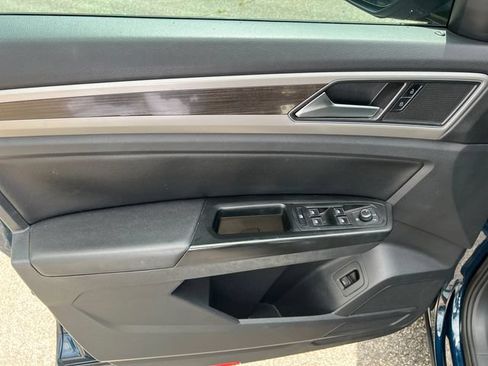 Used 2019 Volkswagen Atlas SE FWD image 13