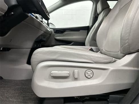 Certified 2023 Honda Odyssey Touring image 27