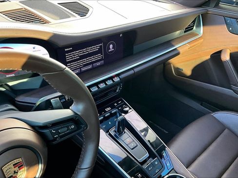 Used 2024 Porsche 911 Carrera 4S image 31