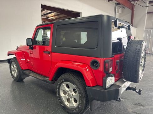 Used 2015 Jeep Wrangler Sahara image 6