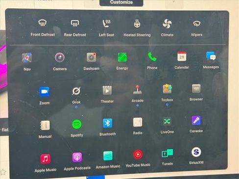 Used 2022 Tesla Model Y Long Range image 23