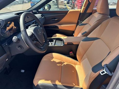 New 2025 Lexus ES 300h F Sport image 8