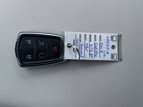 Used 2023 Cadillac XT6 Sport w/ Technology Package image 22